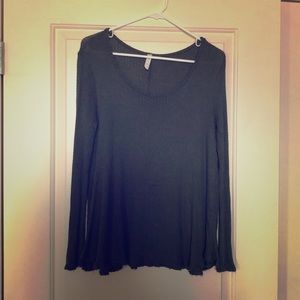 Hunter Green Long-sleeved Swing Top